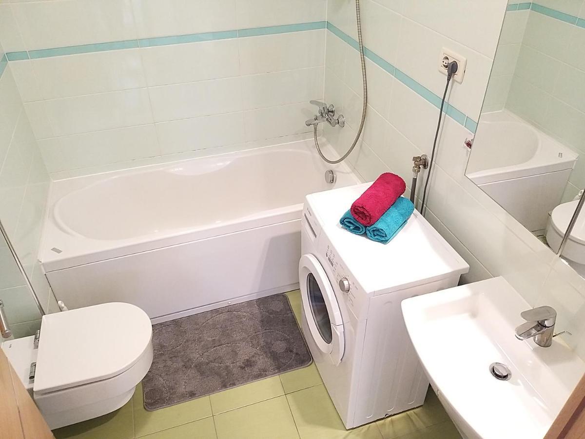 3 Bedroom Apartment With Terrace And Free Parking سبليت المظهر الخارجي الصورة