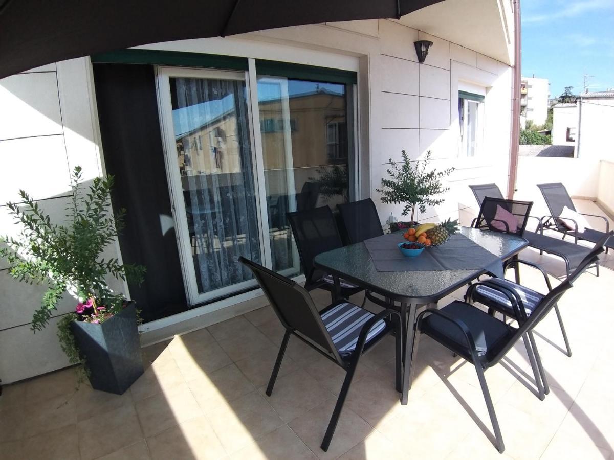 3 Bedroom Apartment With Terrace And Free Parking سبليت المظهر الخارجي الصورة